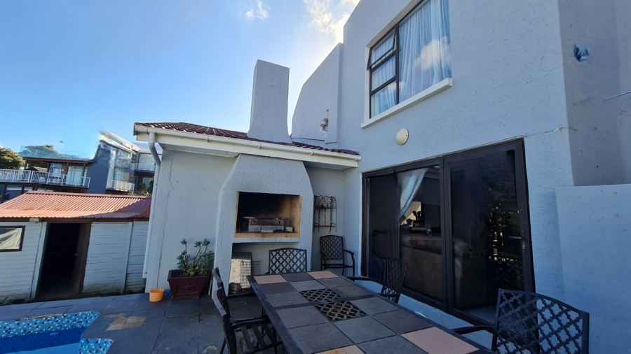 3 Bedroom Property for Sale in Dana Bay Western Cape